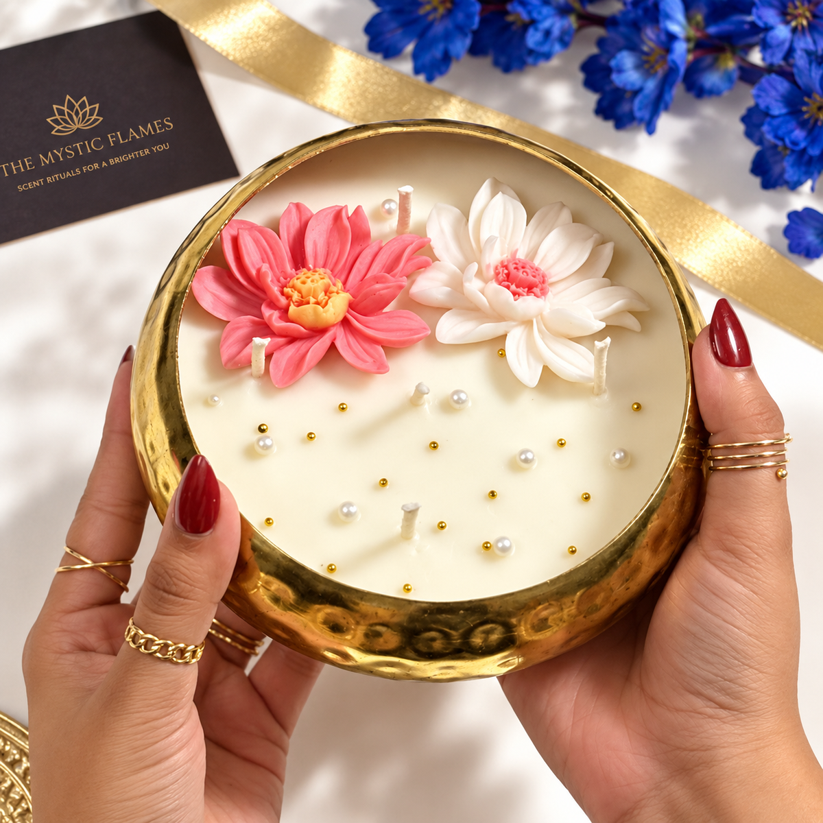 Lotus Élégance Candle- A statement Piece